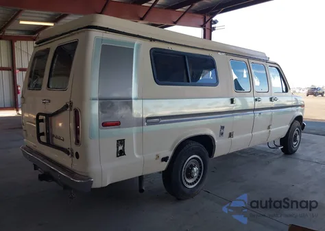 1991 Ford Econoline E350 Super Duty Van z USA, uszkodzony, nr VIN 1FDHS34G0MHA09337